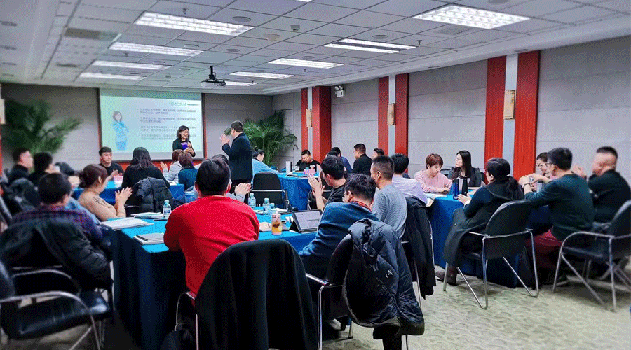 杨娟教授授课现场