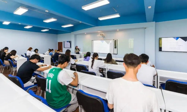 杨娟教授：想要突围高考？志愿填报的 “三减一加”法则，家长和考生务必提前了解！