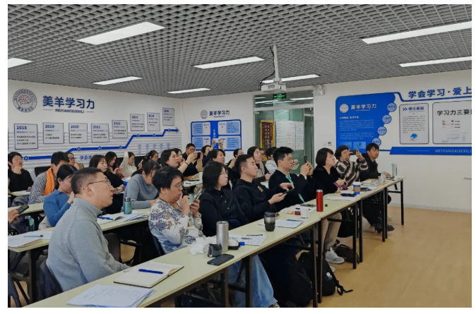 北师大杨娟教授团队——AI+学习力辅导落地实训圆满落幕！教培破局者已踏上新征程