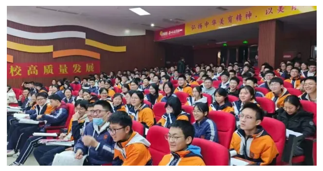  “关注学习力，取得好成绩”：北师大杨娟教授团队张玉梅老师赋能四川眉山东辰外国语学校高三学子